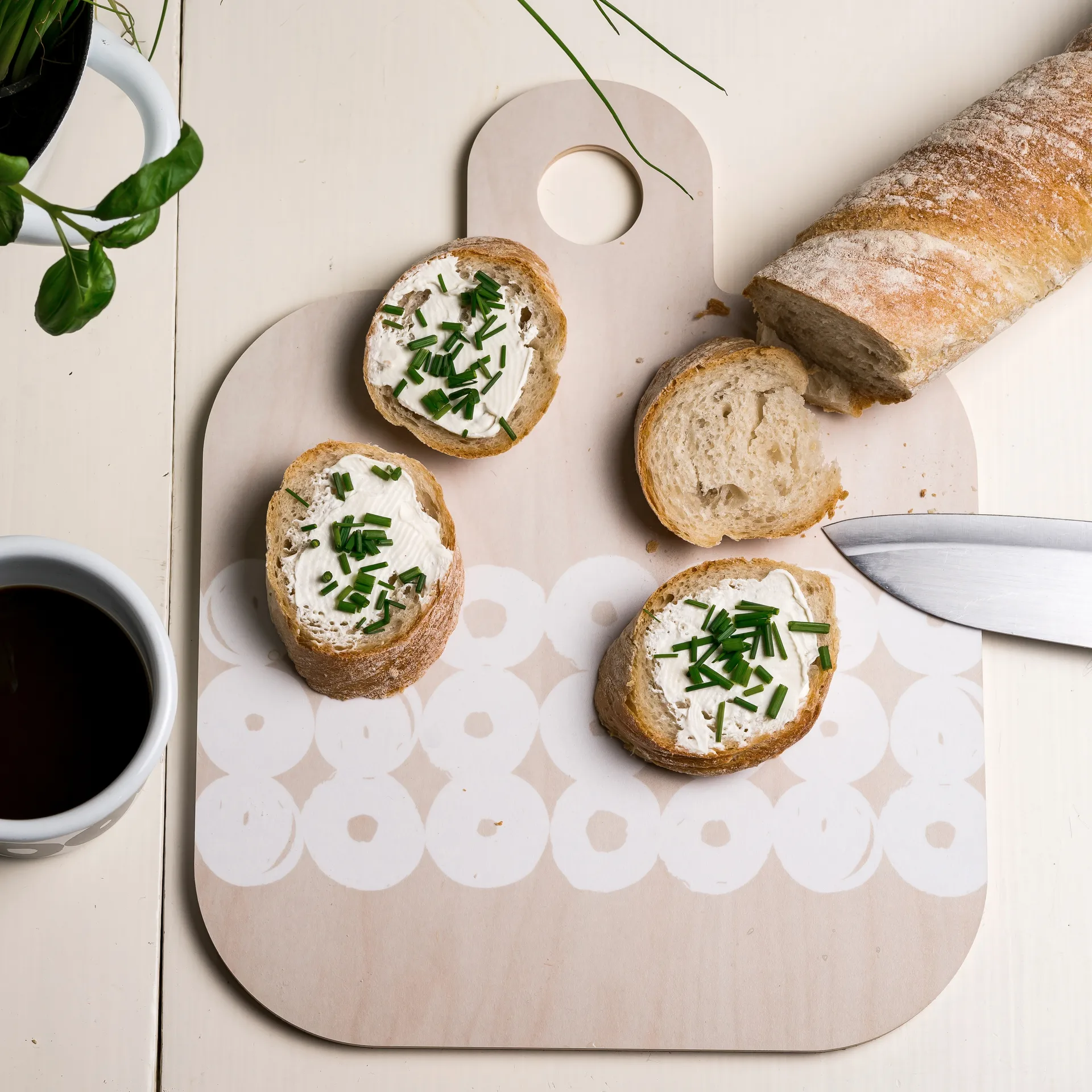 Planche à découper Twirl 25x32 cm, bouleau-blanc Muurla