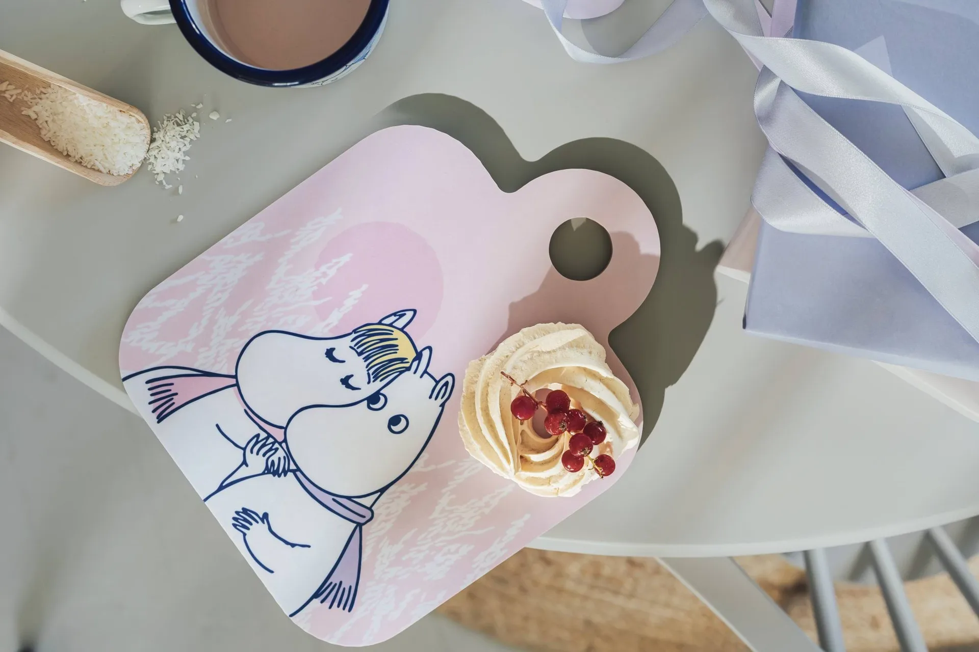 Plateau Mumin Frosty Day Chop & Serve, 20x25 cm Muurla
