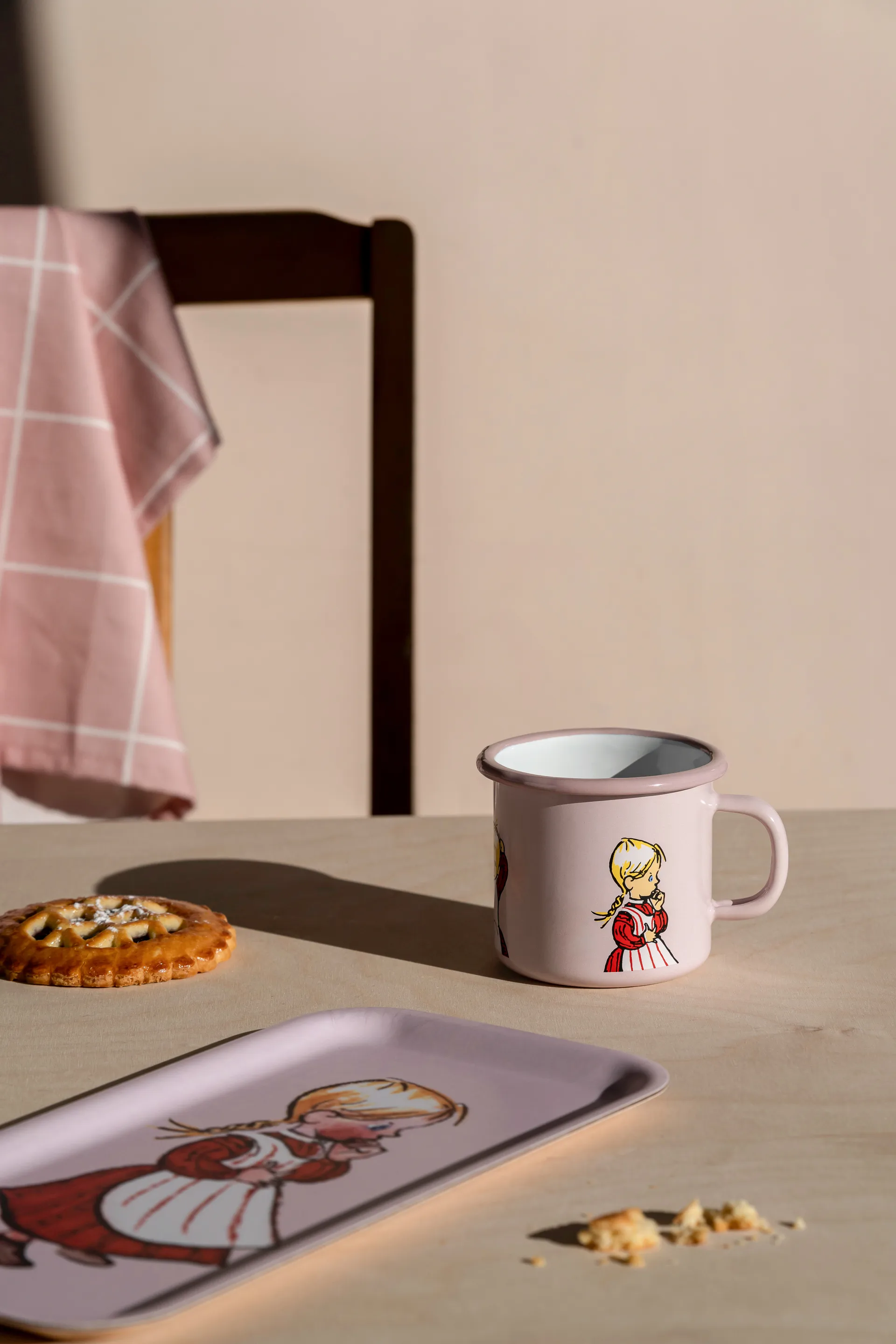 Tasse émaillée bleue Emil 2,5 dl, Ida Muurla