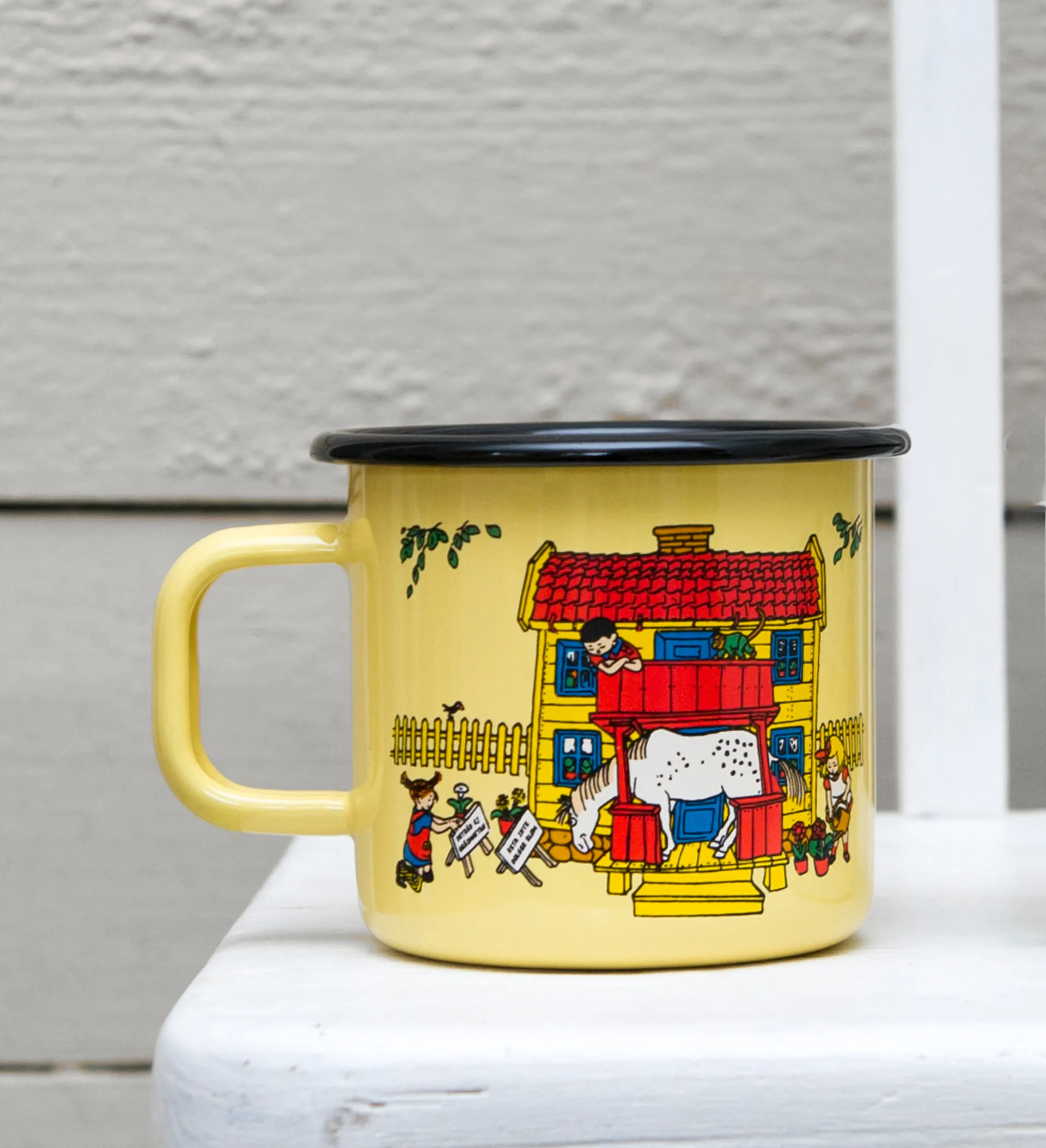 Tasse en émail Villa Villekulla 3,7 dl, Jaune Muurla