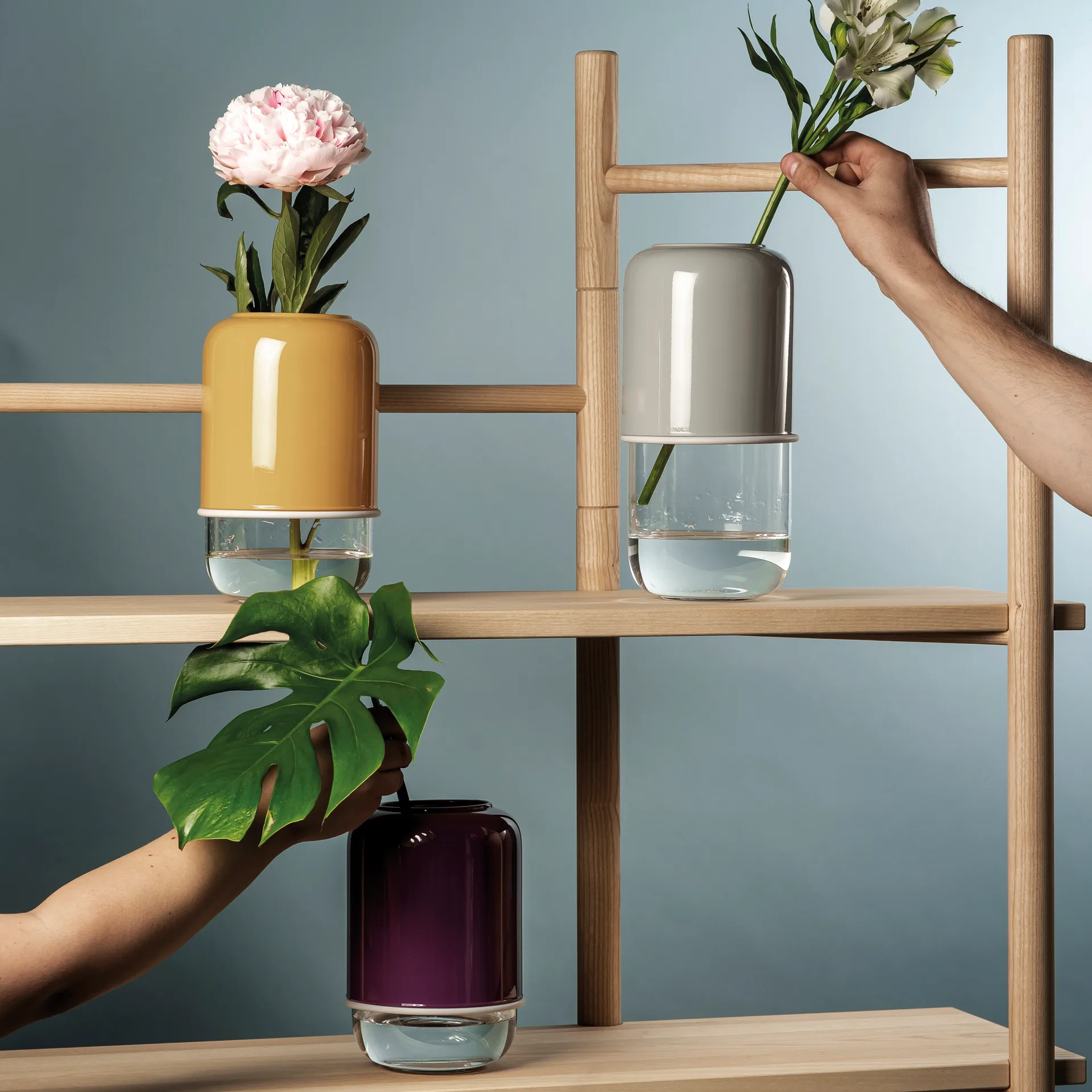 Vase ajustable Capsule 18-28cm, Gul-transparent Muurla