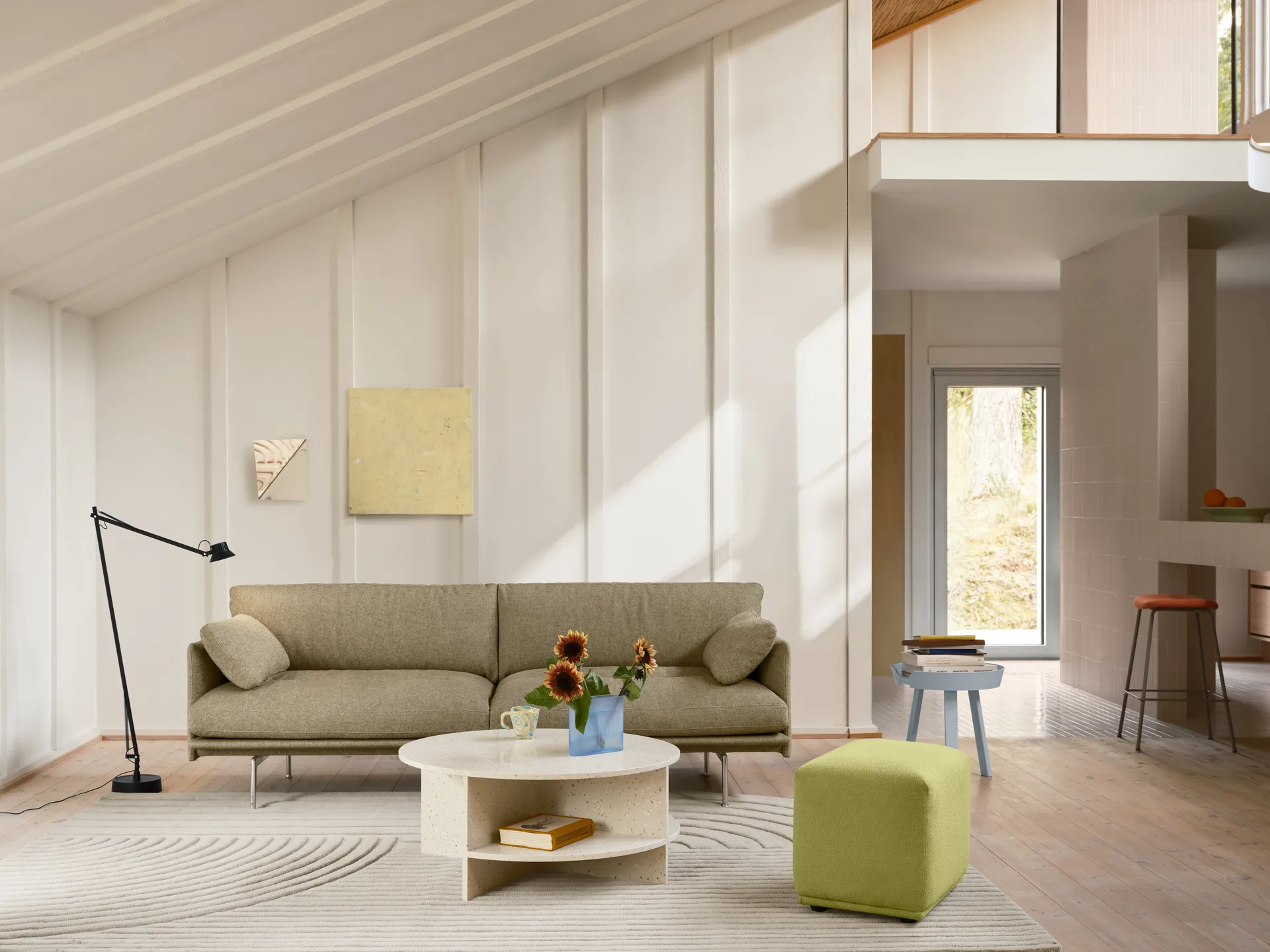 Canapé Outline Soft, Clay 15-pieds en aluminium, 3 places Muuto