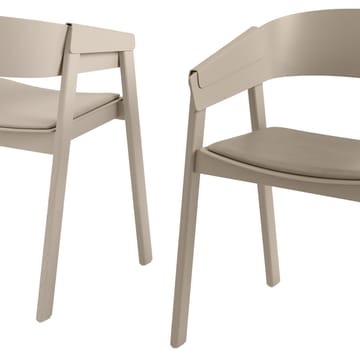 Chaise avec accoudoirs Cover assise revêtue de tissu - Remix 183-black - Muuto