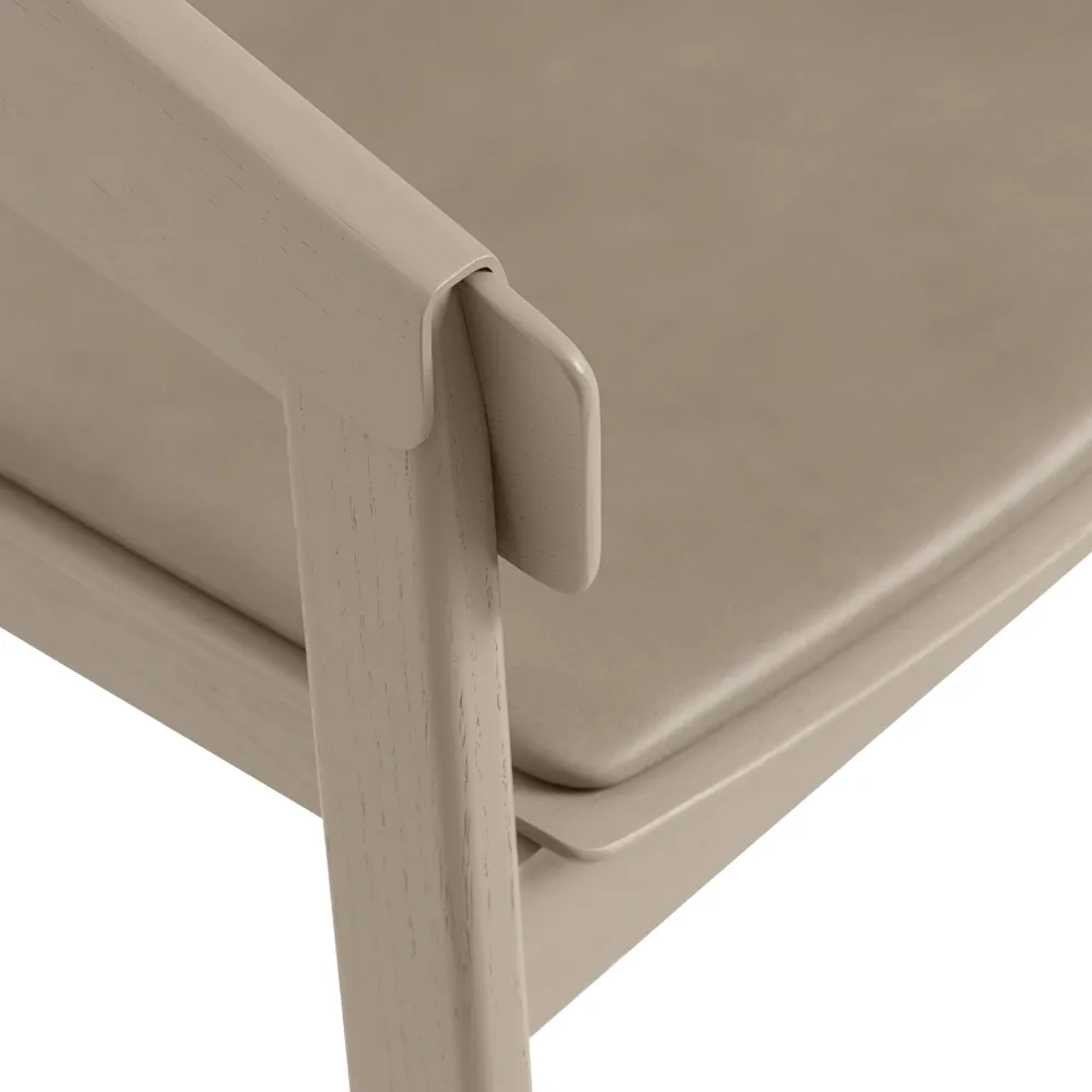 Chaise avec accoudoirs Cover assise revêtue de tissu, Remix 252-oak Muuto