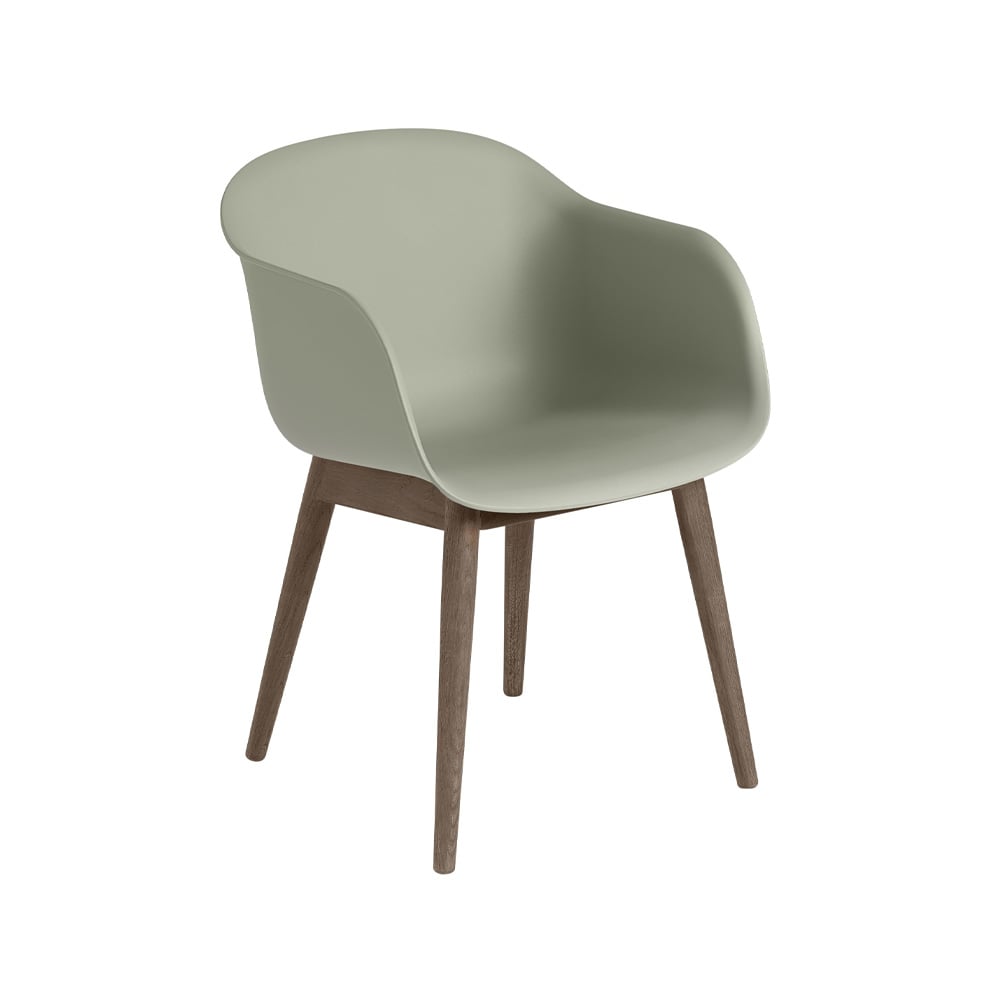Muuto Chaise avec accoudoirs Fiber pieds en bois dusty green, pieds lasurés marron foncé