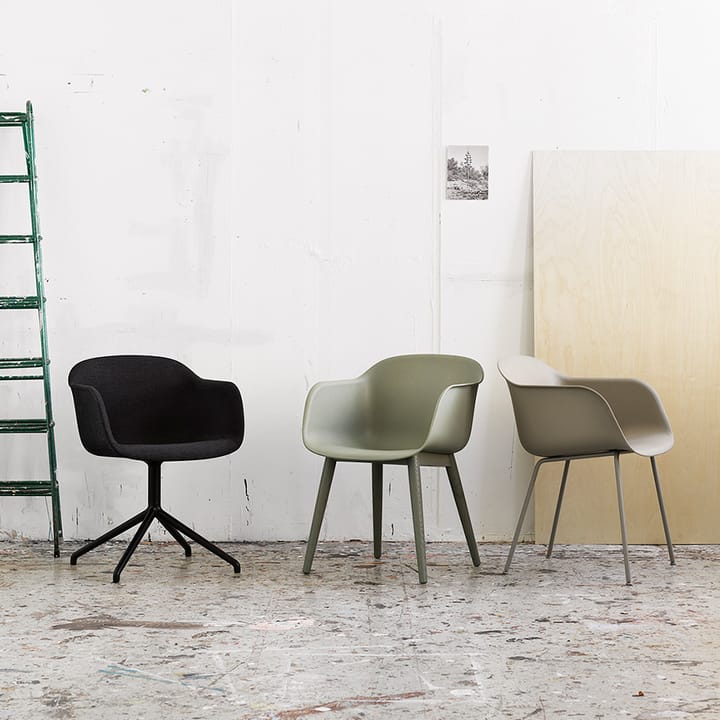 Chaise avec accoudoirs Fiber tube base, Remix 433-grey Muuto