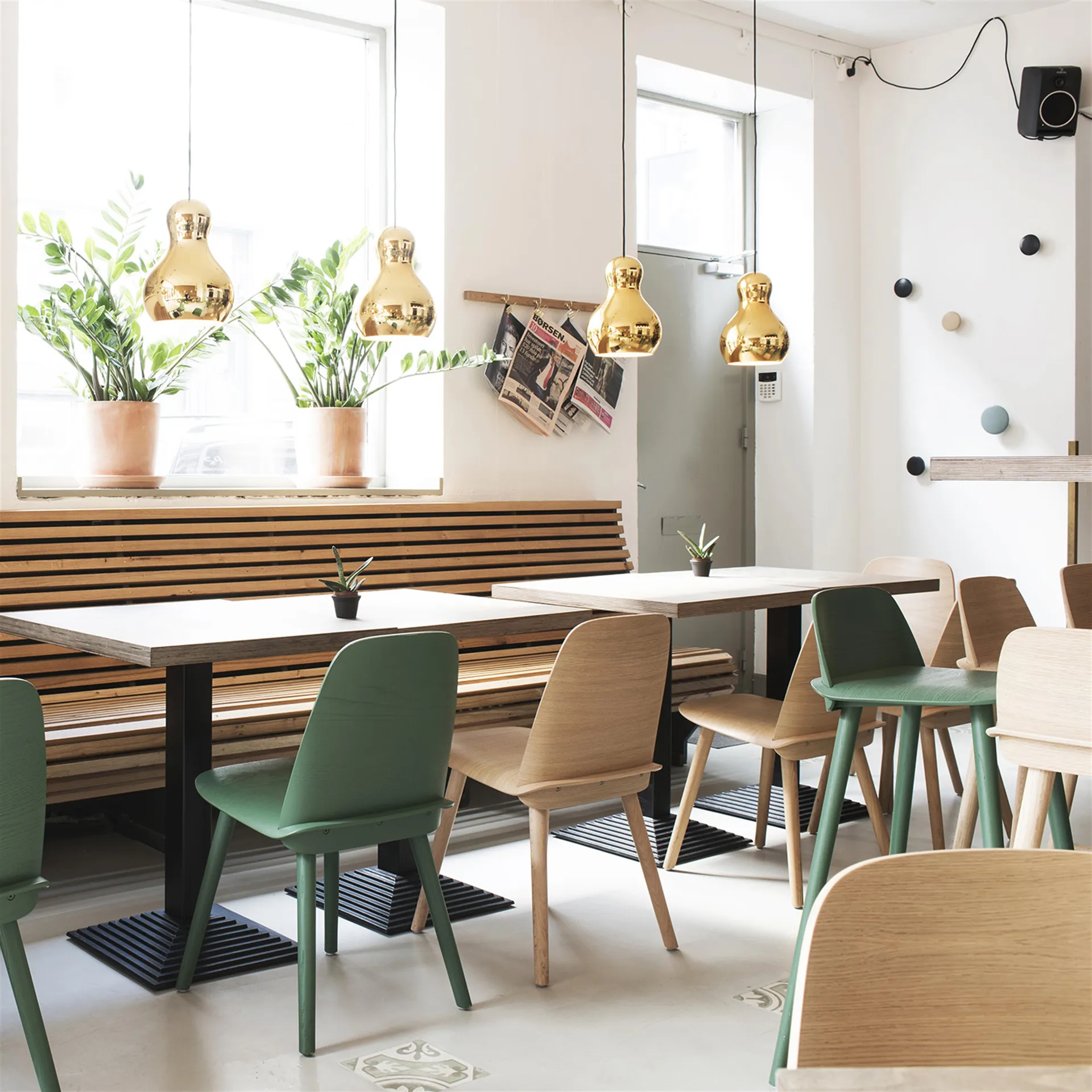 Chaise de table à manger Nerd, Vert foncé Muuto