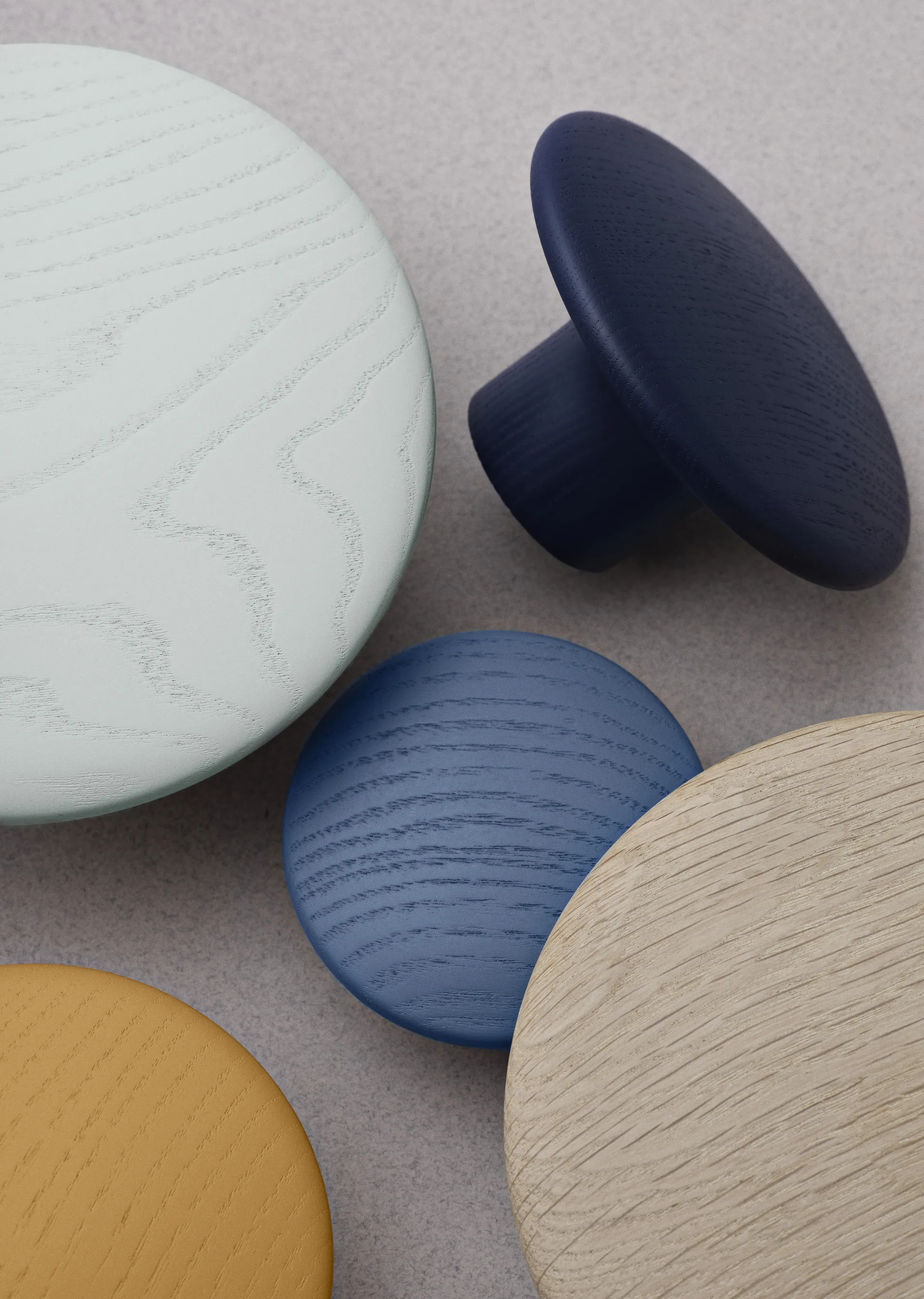 Crochet Dots wood burnt orange, Ø13 cm Muuto