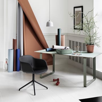 Fiber armchair chaise de bureau avec base pivotante  - ochre, structure noire - Muuto