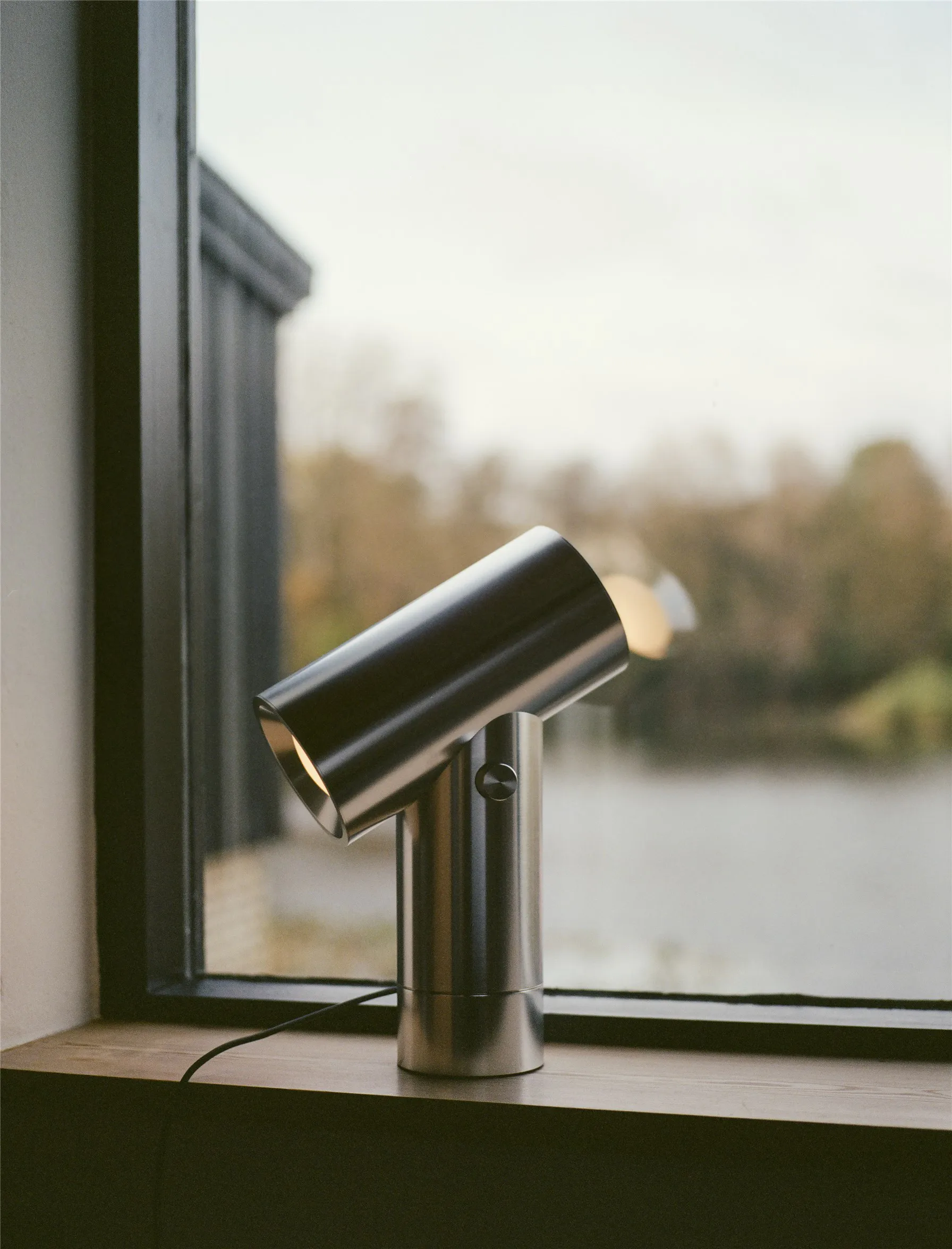 Lampe de table Beam 45,4 cm, Polished aluminium Muuto