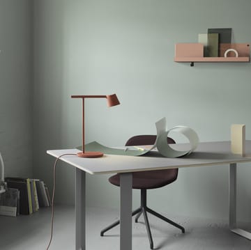 Lampe de table Tip - cuivre brun - Muuto