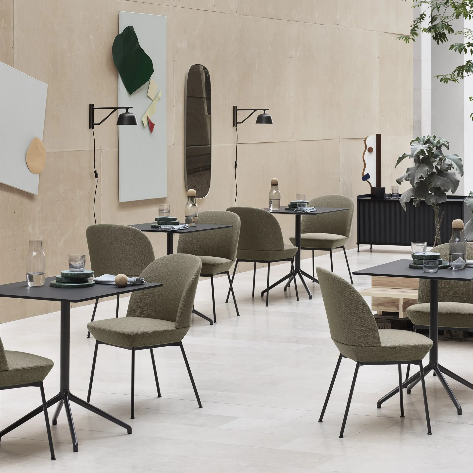 Lampe murale Ambit, noir Muuto