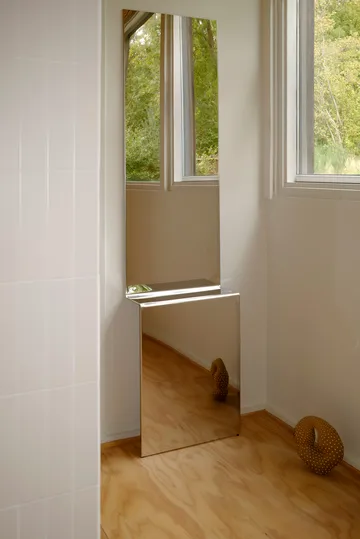 Miroir mural Pleat - Acier poli, 227x57 cm - Muuto