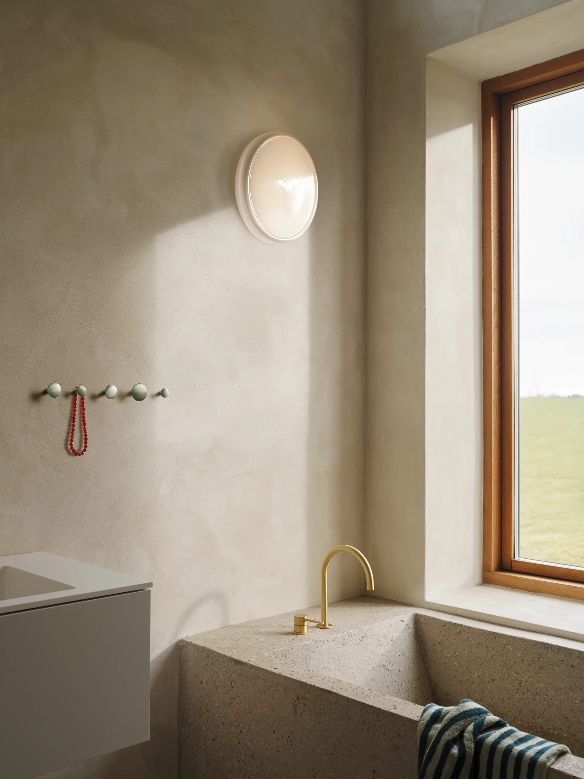 Plafonnier Looped IP44, White Muuto