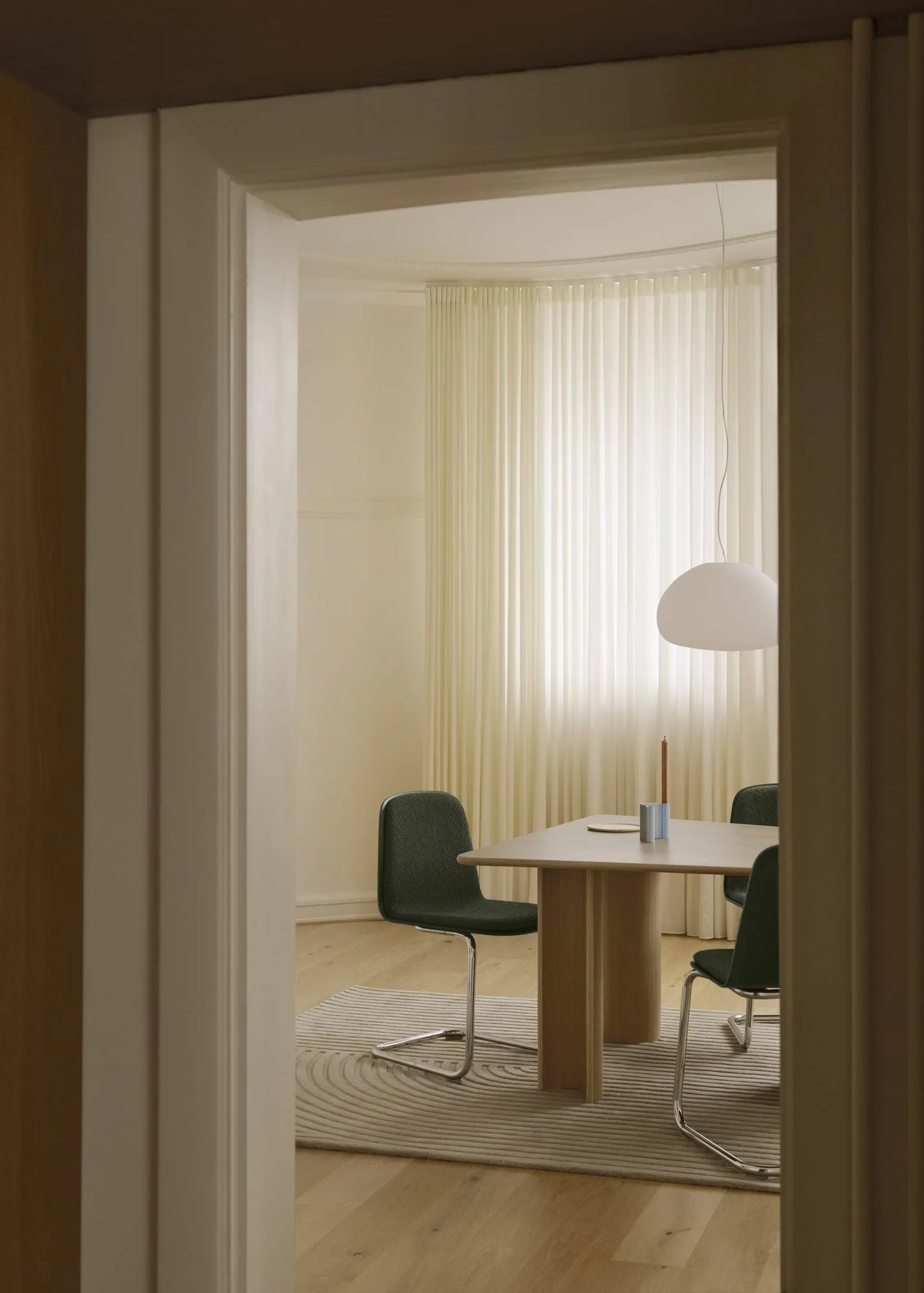 Relevo Rug Quattro tapis en laine, Dark green, 170x240 cm Muuto
