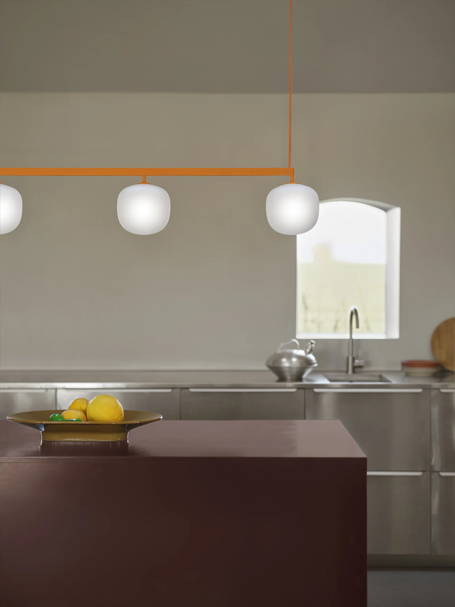 Suspension Rime Rail Lamp, Orange Muuto