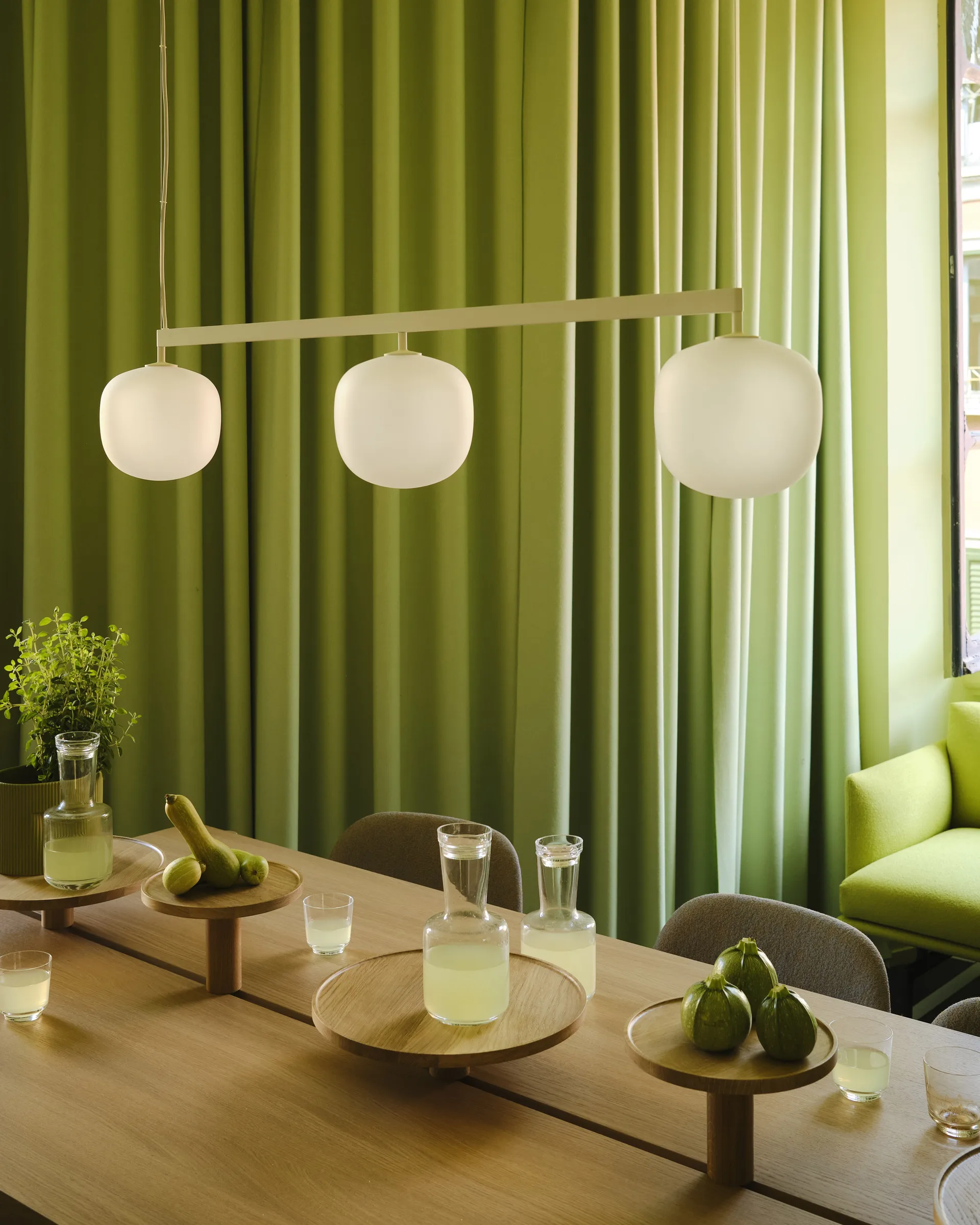 Suspension Rime Rail Lamp, White Muuto