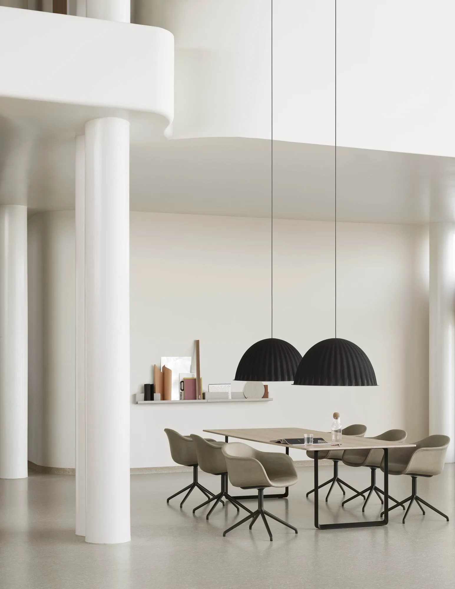 Suspension Under the bell Ø 55 cm, Blue grey Muuto