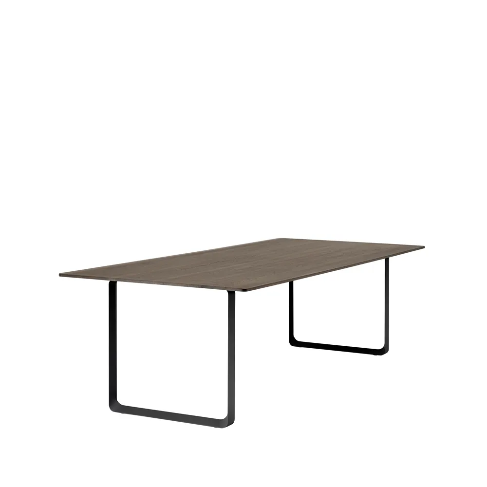 Table à manger 70/70 255x108 cm, Solid smoked oak-Black Muuto