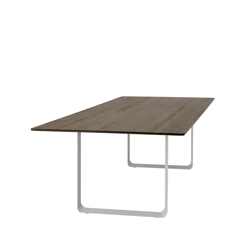 Table à manger 70/70 295x108 cm, Solid smoked oak-Grey Muuto