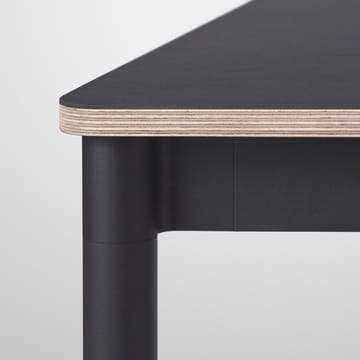Table à manger Base - black, bord en contreplaqué, 140x80 cm - Muuto