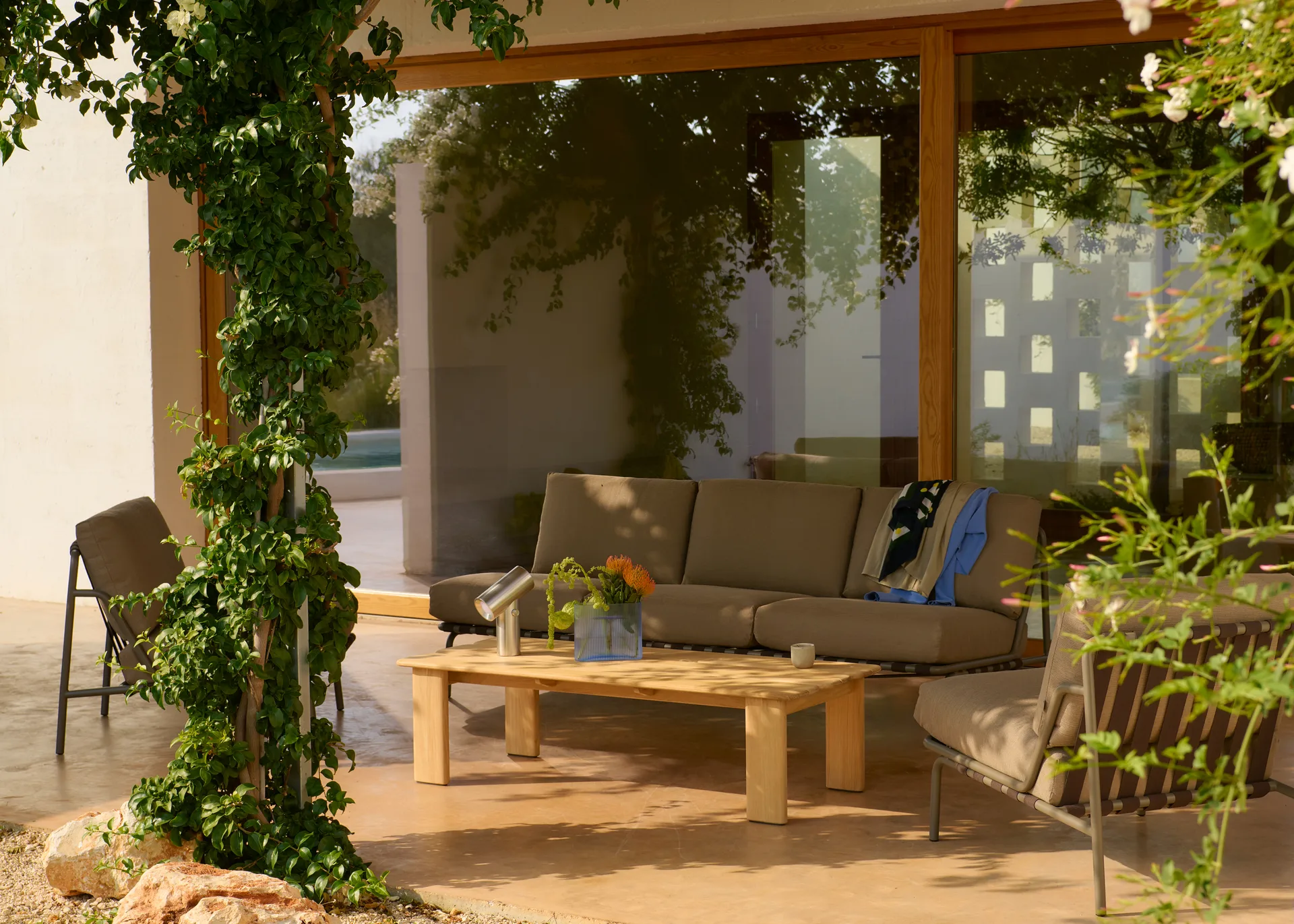 Table basse Assemble, Teck, 135x55 cm Muuto