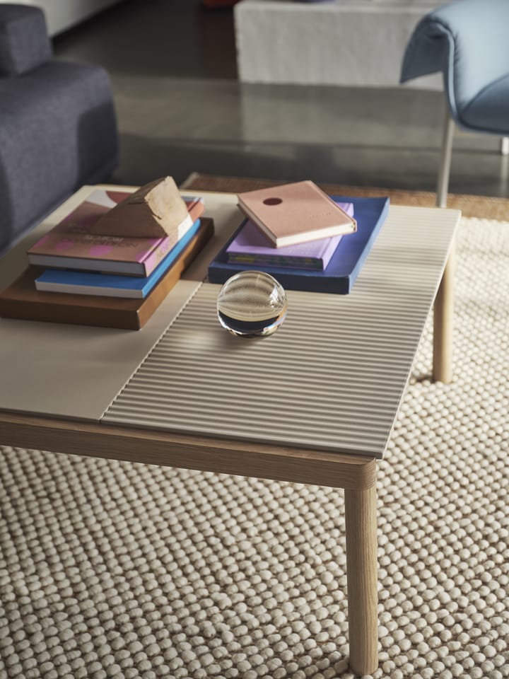 Table basse Couple 1 Plain-1 Wavy 80x84x40 cm, Sand-oak Muuto