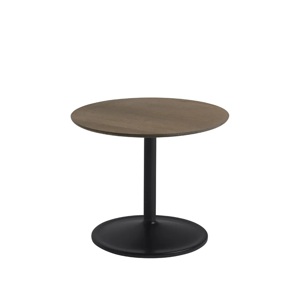 Table d'appoint Soft Ø48cm, Smoked oak-Black H: 40 cm Muuto