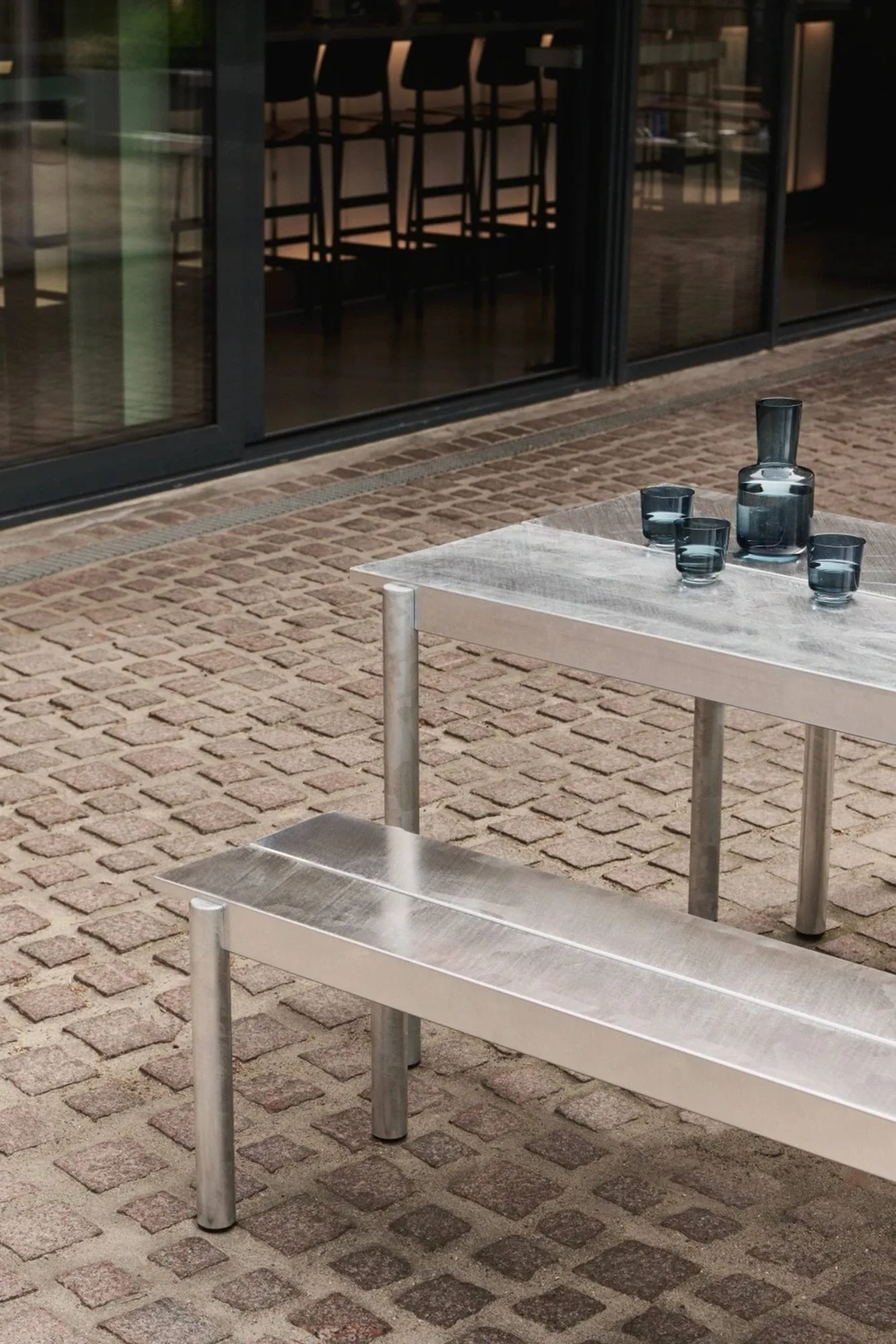 Table Linear steel table 140x75 cm, Warm galvanized steel Muuto