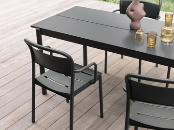 Table Linear steel table 220x90 cm - Black (RAL 7021) - Muuto