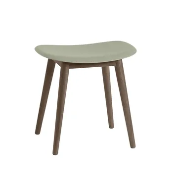 Tabouret Fiber - dusty green, pieds en bois lasuré marron foncé - Muuto