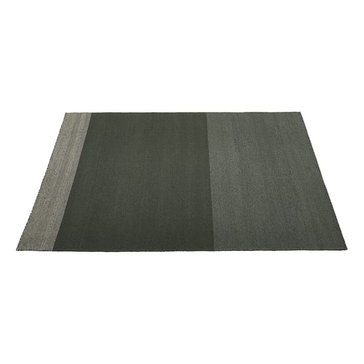 Tapis Varjo 170x240 cm - Dark green - Muuto