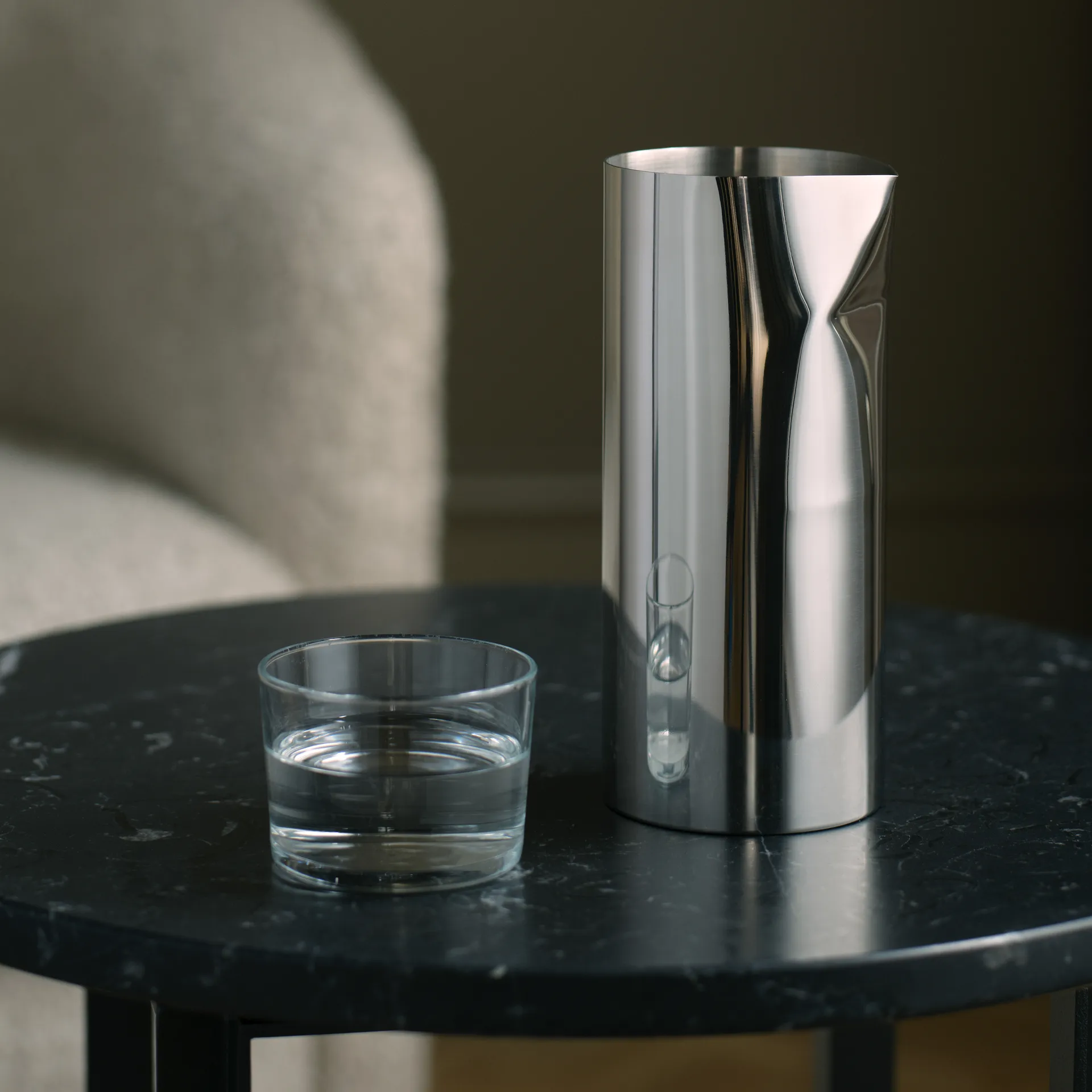 Carafe Pleat, Acier inoxydable New Works