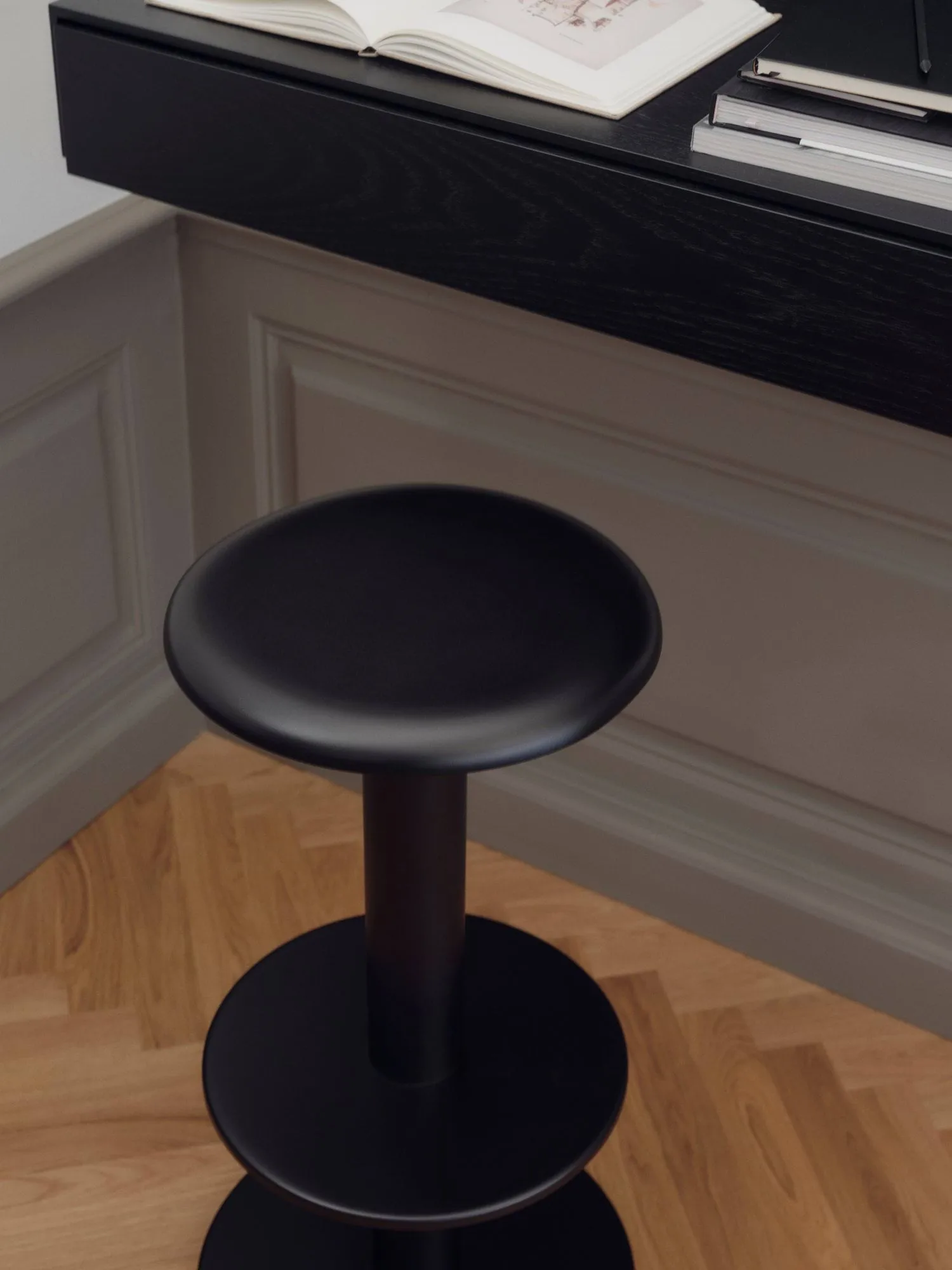 Coupe tabouret de bar, Noir, 76 cm New Works