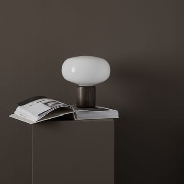 Lampe de table Karl-Johan - Smoked oak-white opal glass - New Works