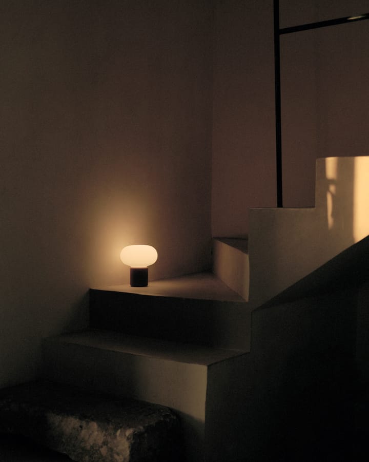 Lampe de table portable Karl-Johan - Cold black - New Works