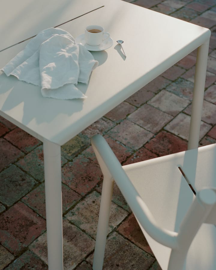 Table May Tables Outdoor 85x85 cm - Light Grey - New Works