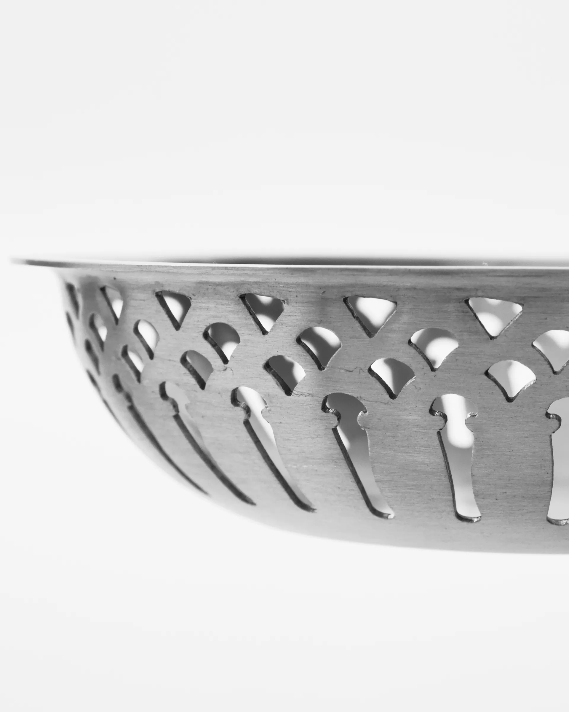 Corbeille à pain Nicolas Vahé, 2 pièces, Finition argent antique Nicolas Vahé