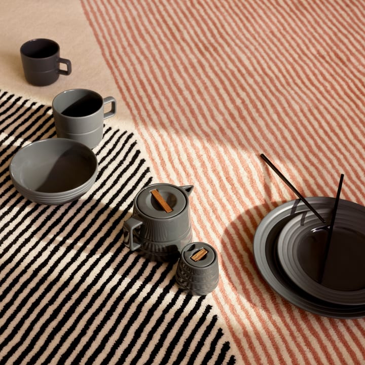 Assiette Lines Ø27 cm, Gris foncé NJRD