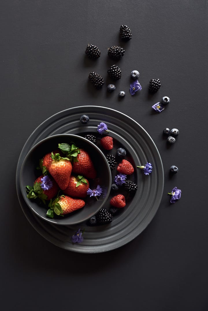 Assiette Lines Ø27 cm, Gris foncé NJRD