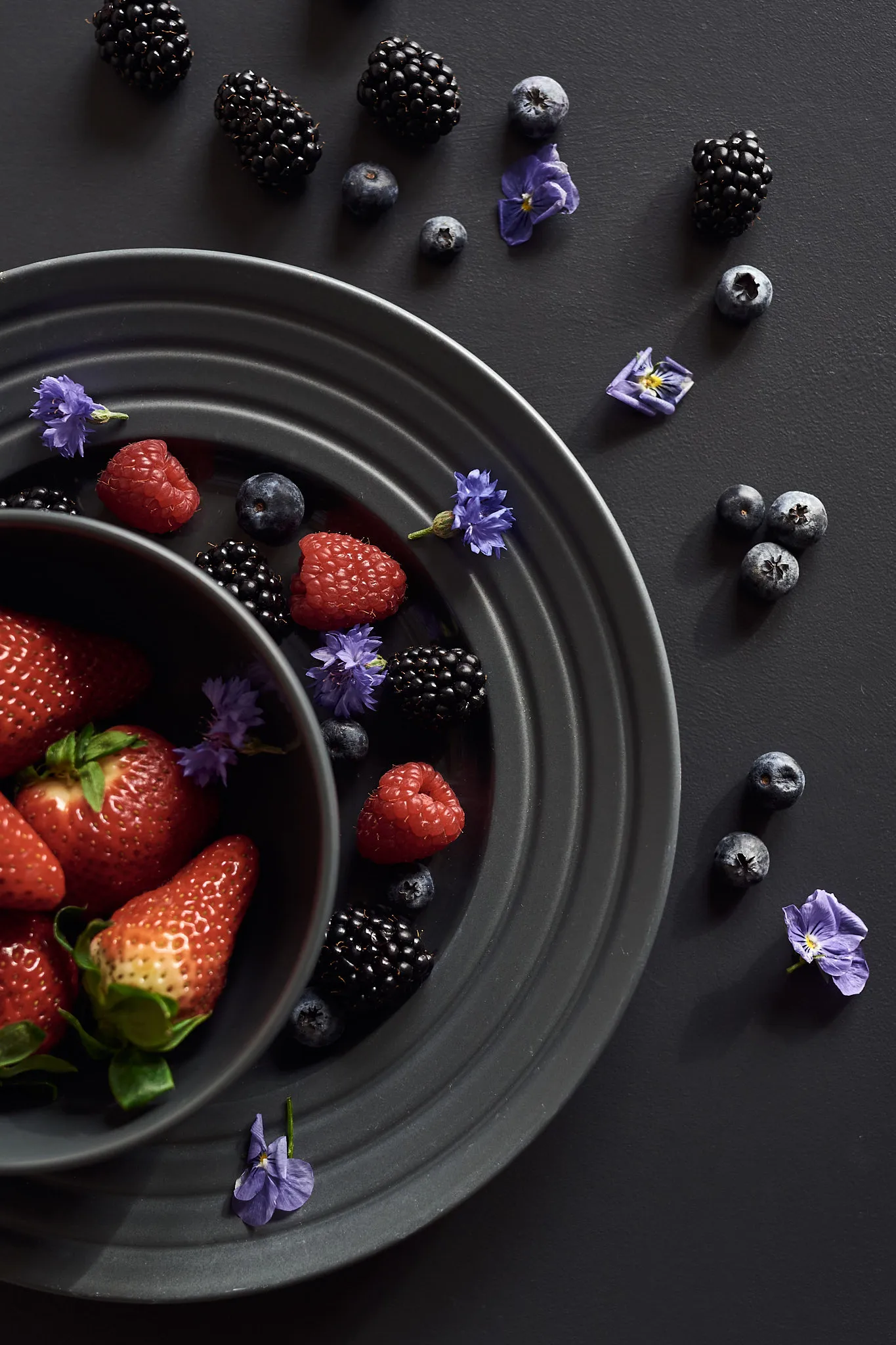 Assiette Lines Ø27 cm Lot de 6, Gris foncé NJRD