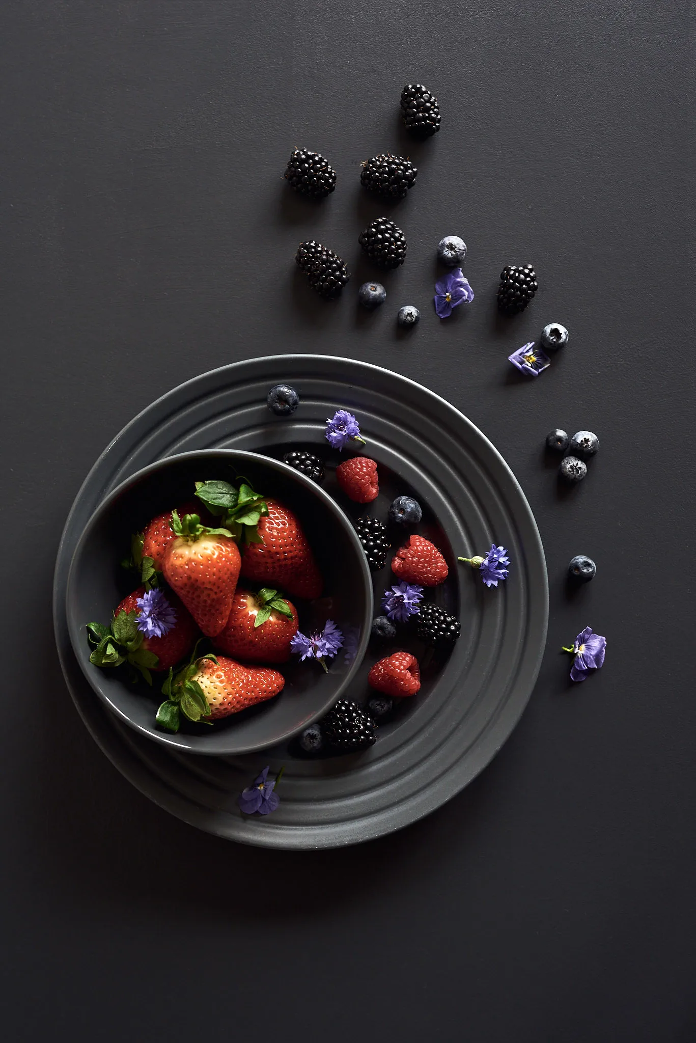 Assiette Lines Ø27 cm Lot de 6, Gris foncé NJRD