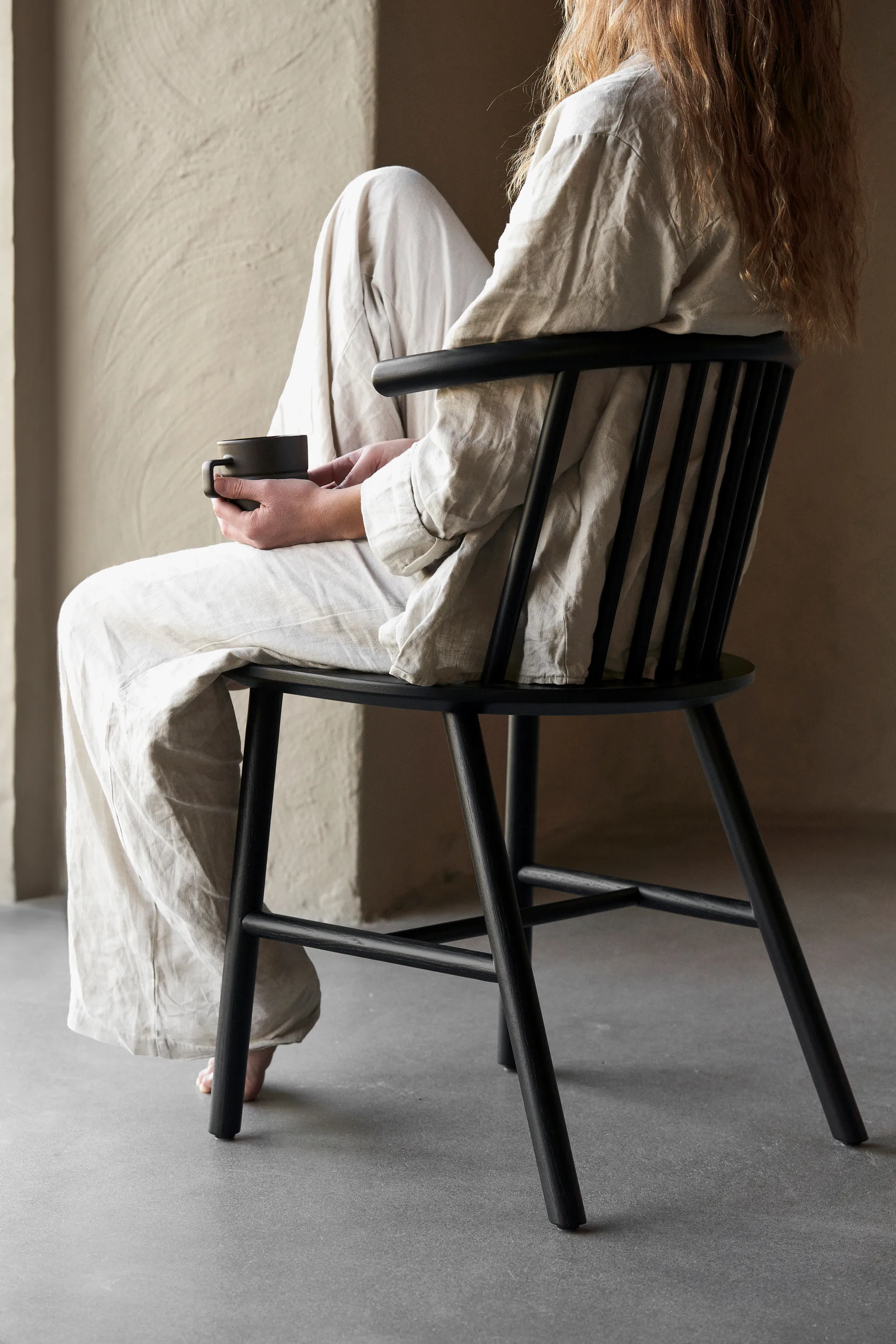 Chaise de salle à manger VIOR, Chêne laqué noir NJRD