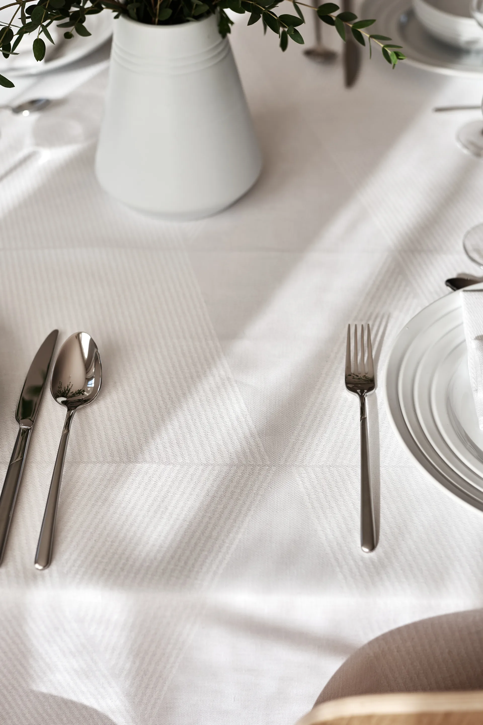 Nappe Geometric 147x250 cm, Blanc NJRD