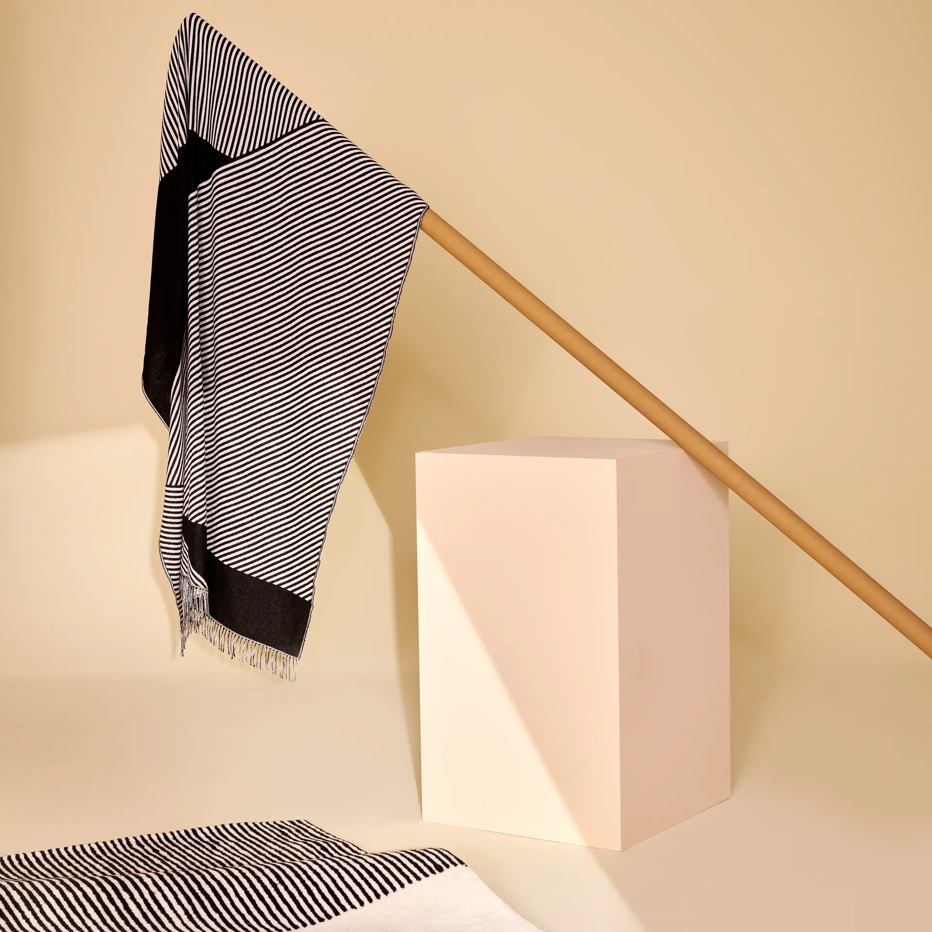 Plaid en coton Stripes, Noir NJRD