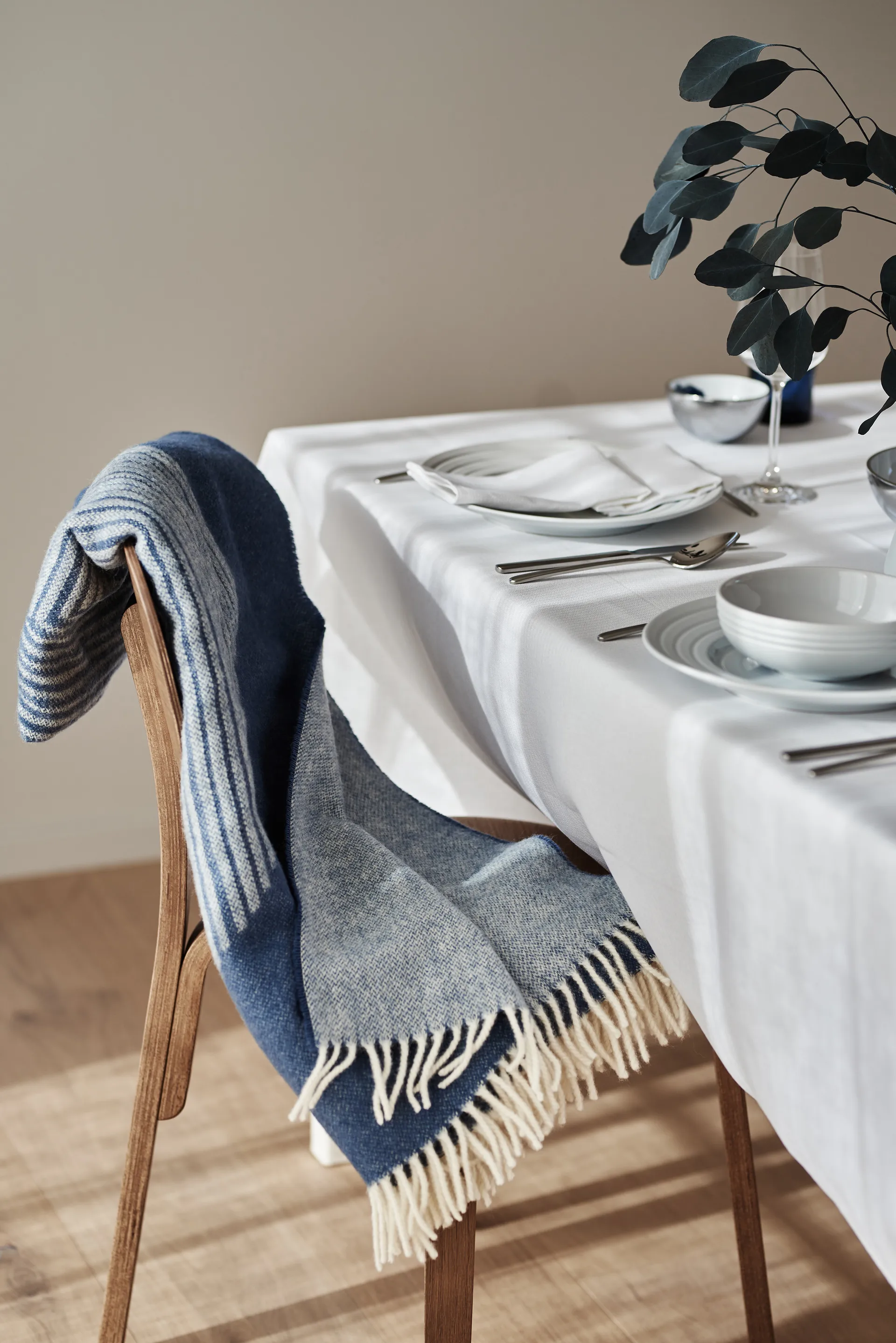 Plaid en laine Circles 130x185 cm, Bleu NJRD