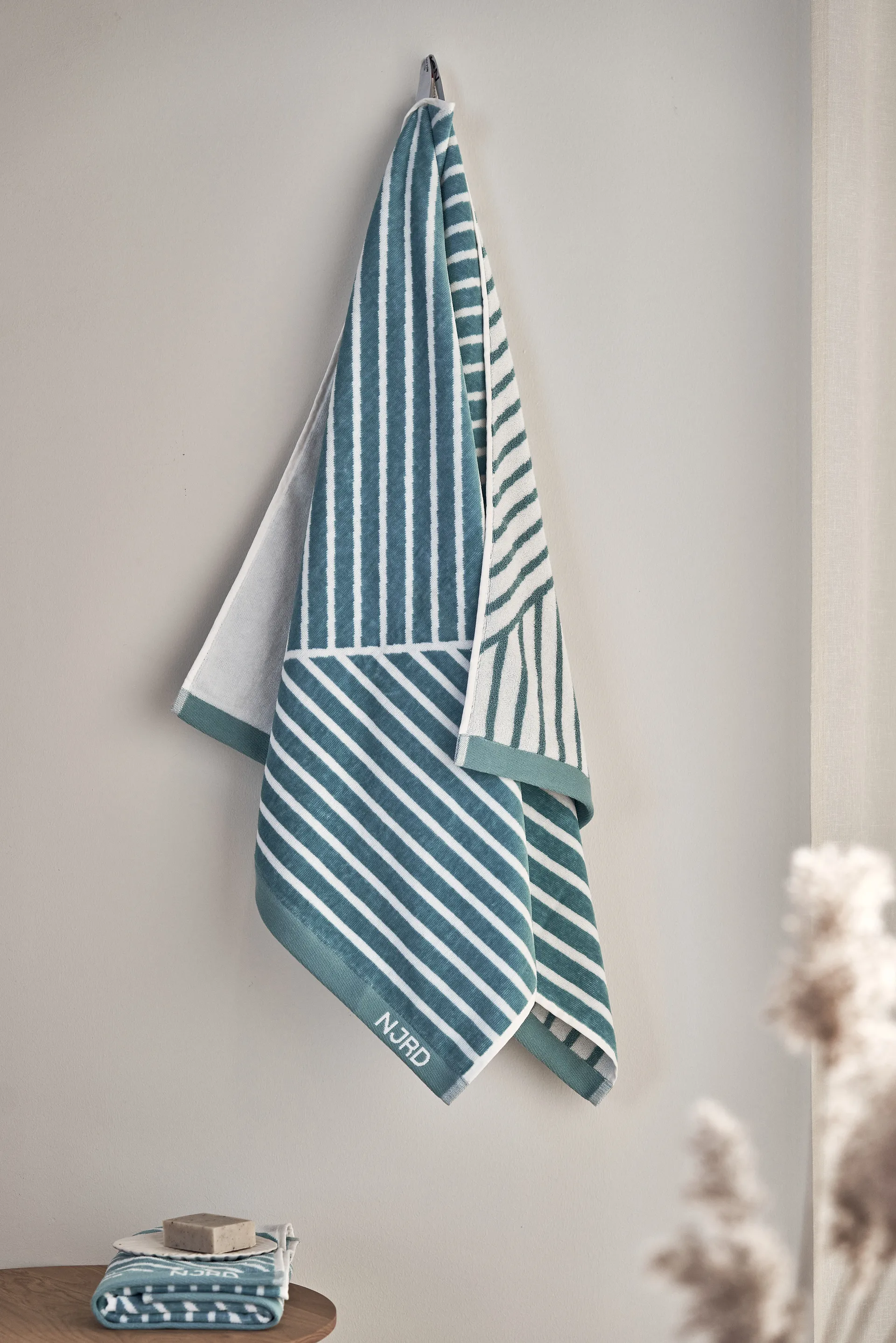 Serviette de bain Stripes 70x140 cm Special Edition 2022, Turquoise NJRD