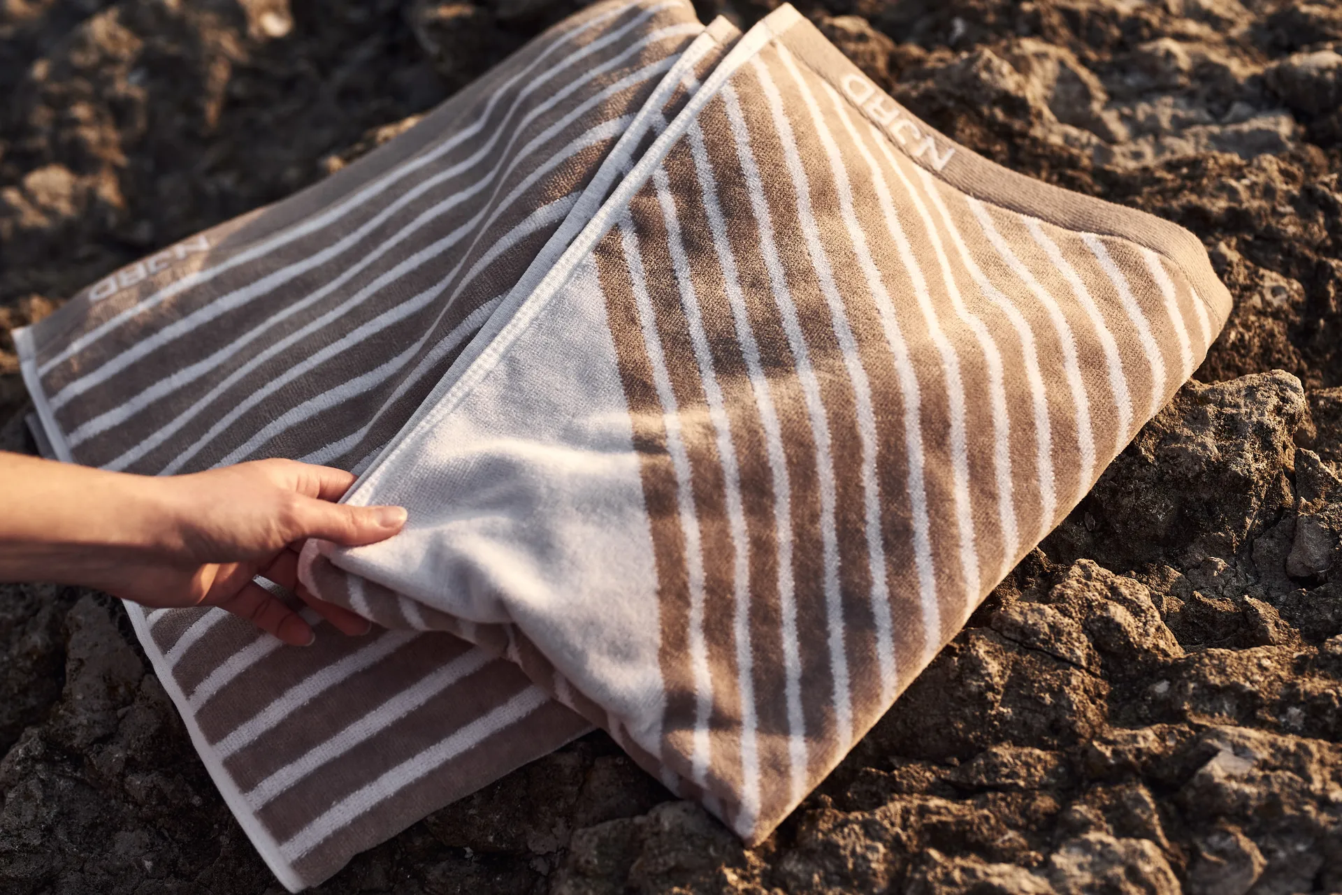 Serviette Stripes 50x70 cm , Beige NJRD