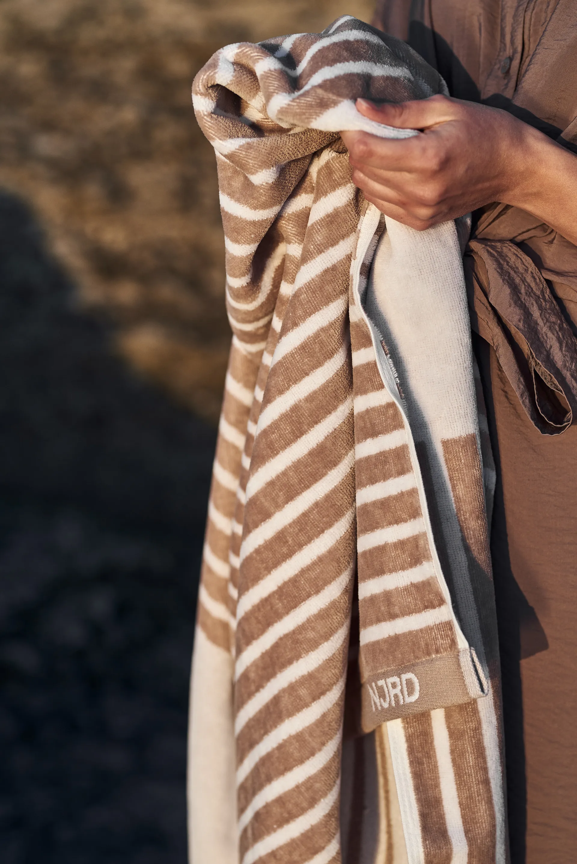 Serviette Stripes 70x140 cm , Beige NJRD