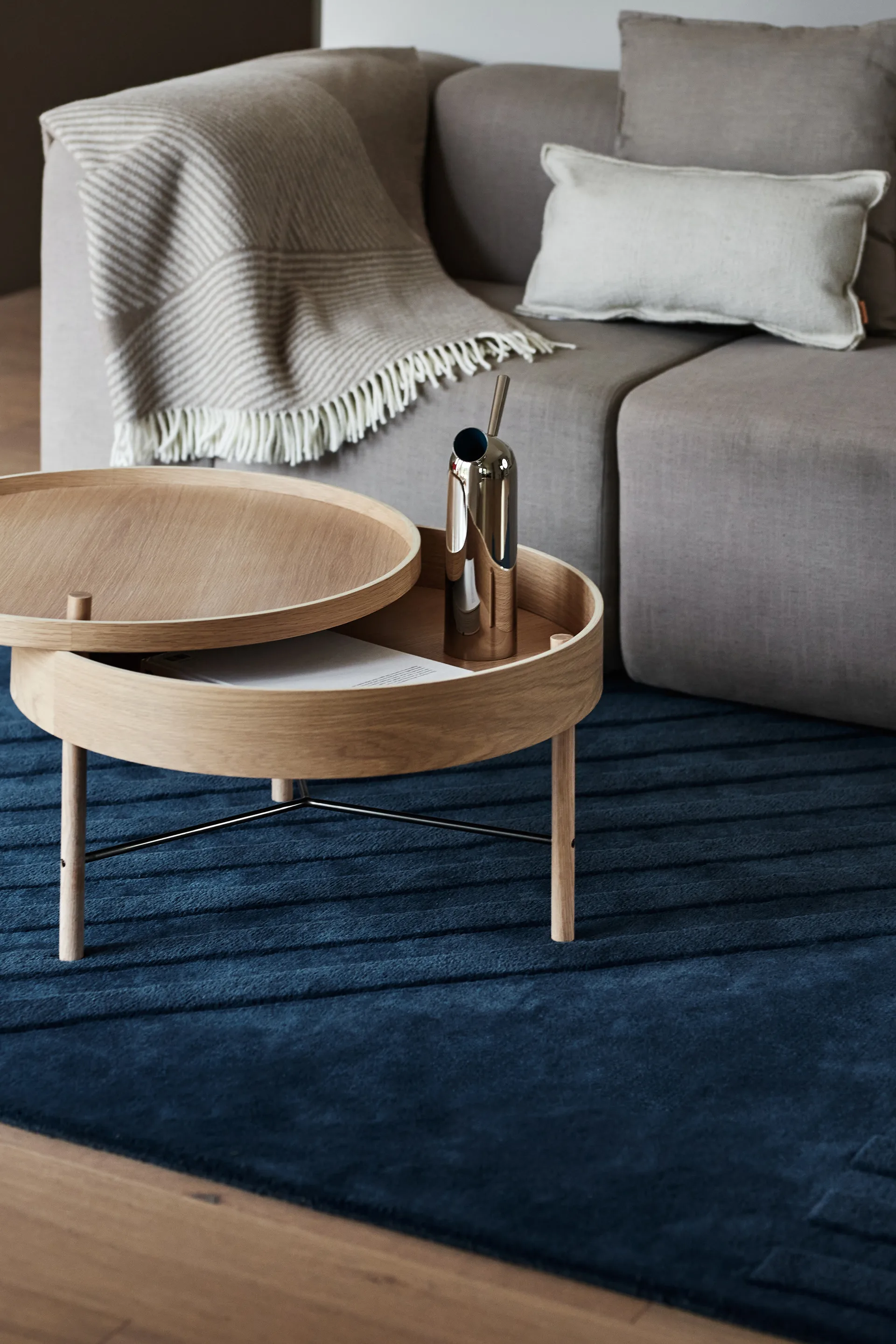 Tapis en laine Levels stripes bleu, 170x240 cm NJRD